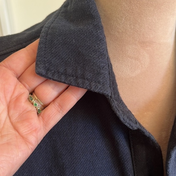 Tailorbyrd navy button up, Sz L - Picture 2 of 6